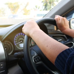 Frais de carburant: 1 aide-ménagère sur 2 pense à quitter le secteur