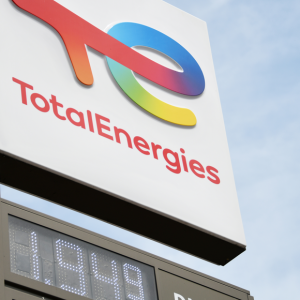 accg-news-20251203-oursourcing-bij-totalenergies-petrochemicals-feluy-29-banen-geschrapt-sociaal-overleg-met-voeten-getreden.png