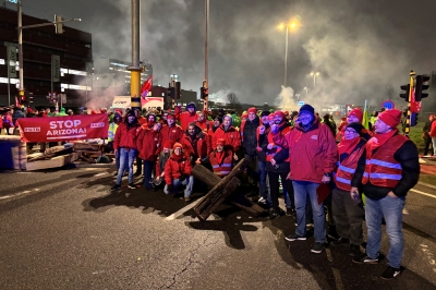 Militanten schoonmaak Scheldelaan.jpg